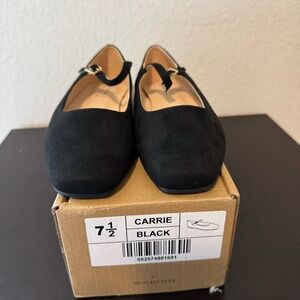 Journee Collection Women's Carrie Square Toe Mary Jane Flats Size 7.5 Black